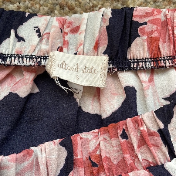 Altard State Floral Off The Shoulder Blouse/Top - Picture 4 of 4